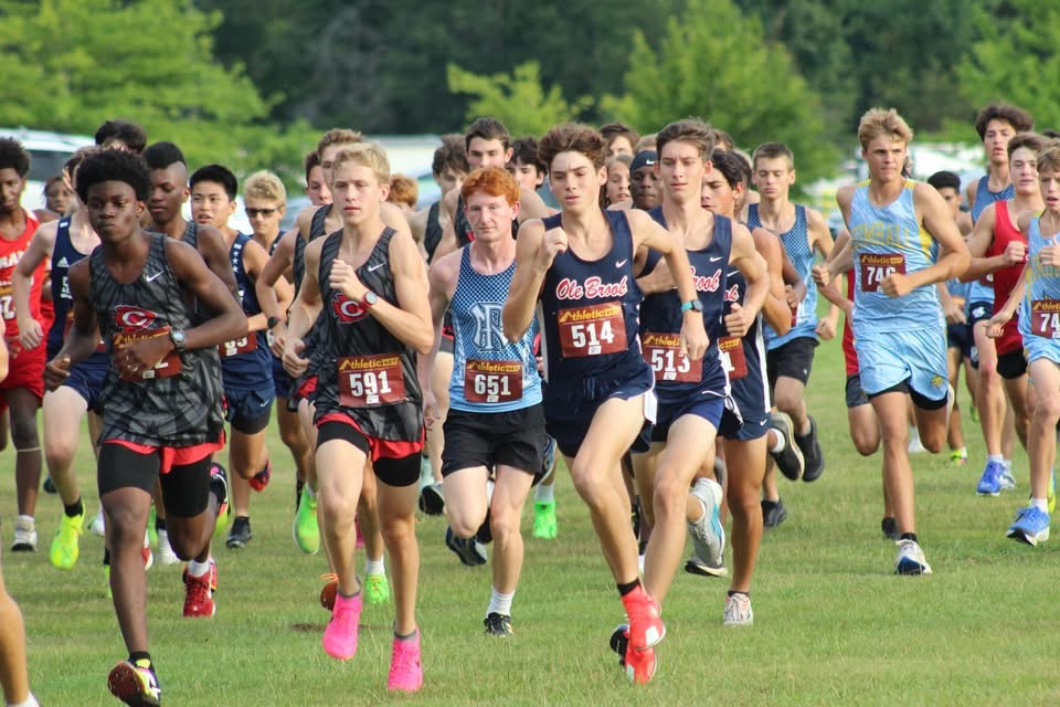Knott, Iles top local finishers at opening cross-country meet